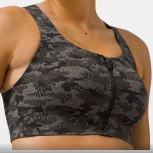 🌺 NWT lululemon entire bra camouflage 🌺